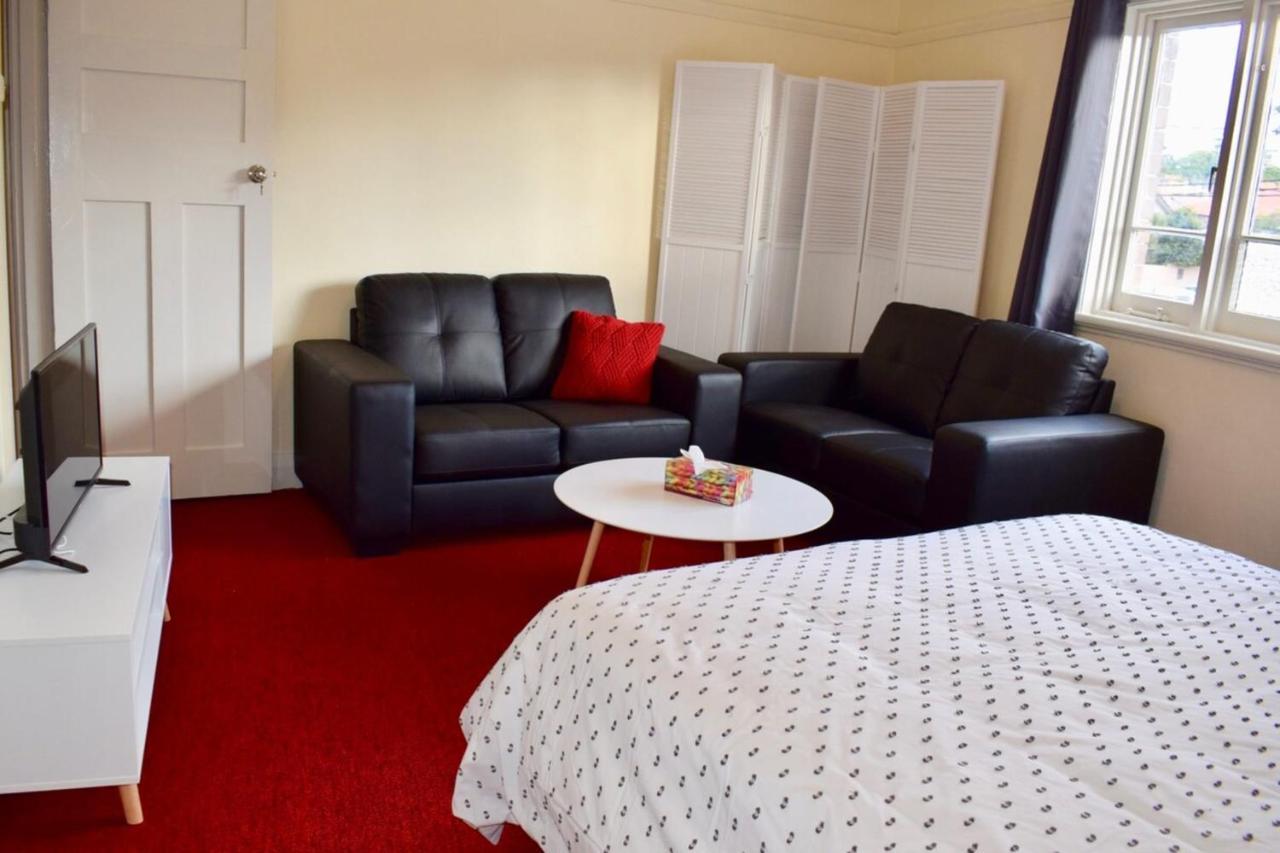 Comfortable 3 Bedroom Apartment In Trendy Haberfield 悉尼 外观 照片